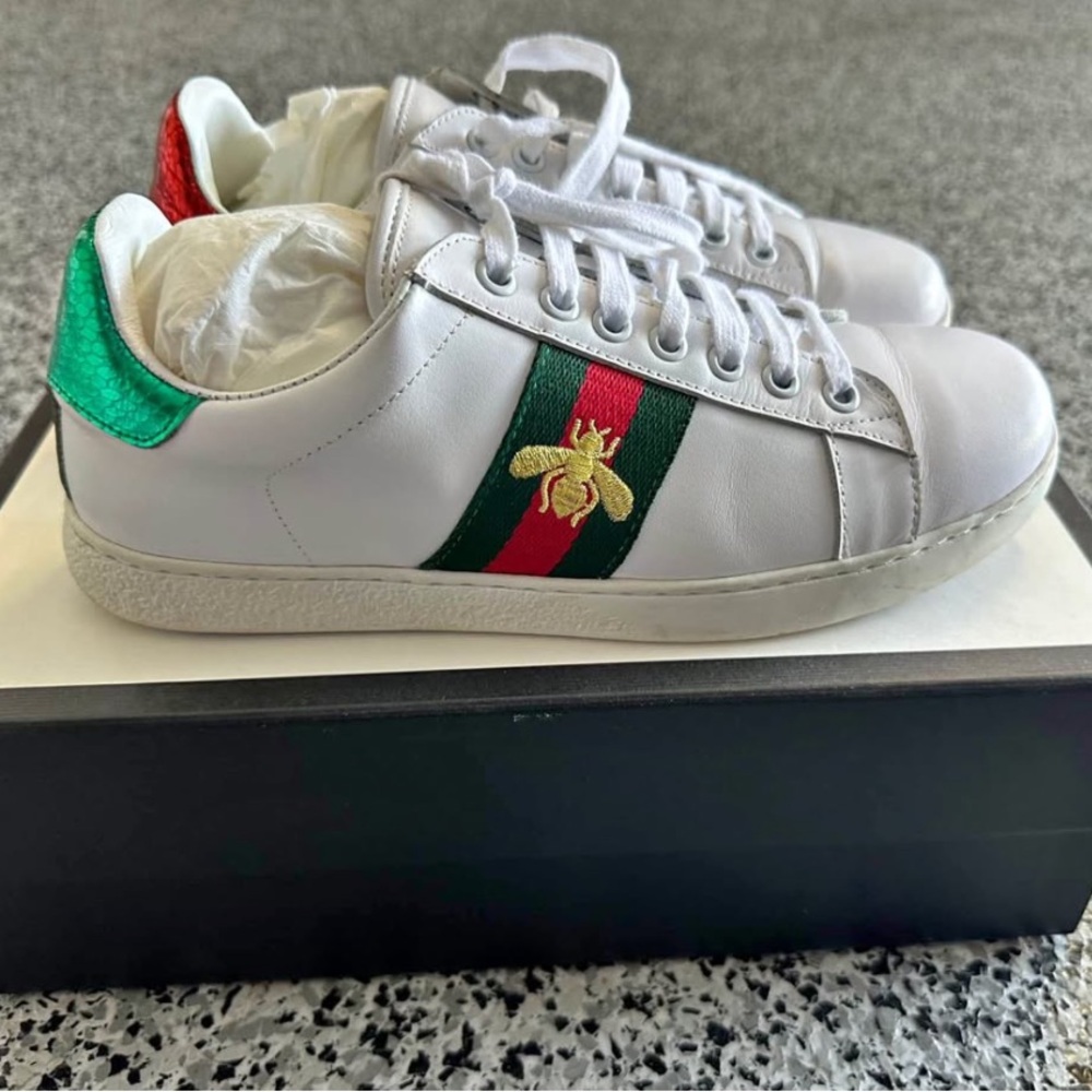 SOLD!!! Gucci Black Shoe Box